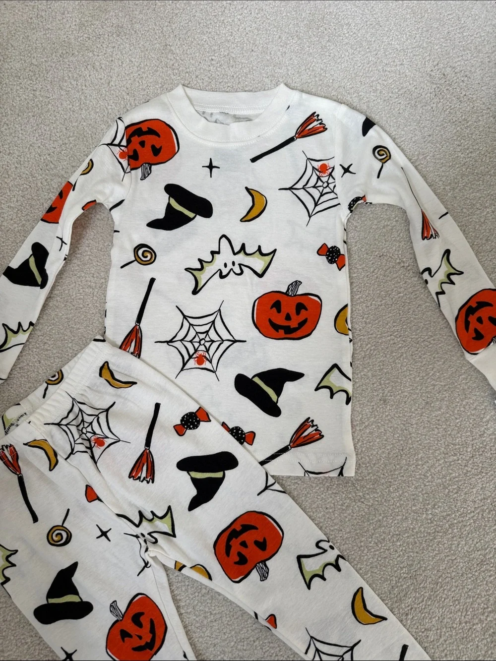 NWT! Carter's Halloween Pumpkin & Witch Pajama Set